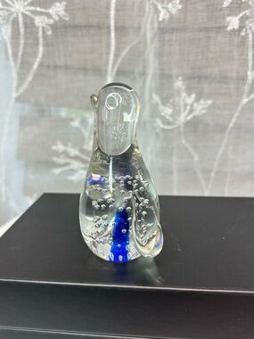 VTG Hand Blown Glass Penguin Paperweight W/ Cobalt Blue Accent & Bubbles 3.5”